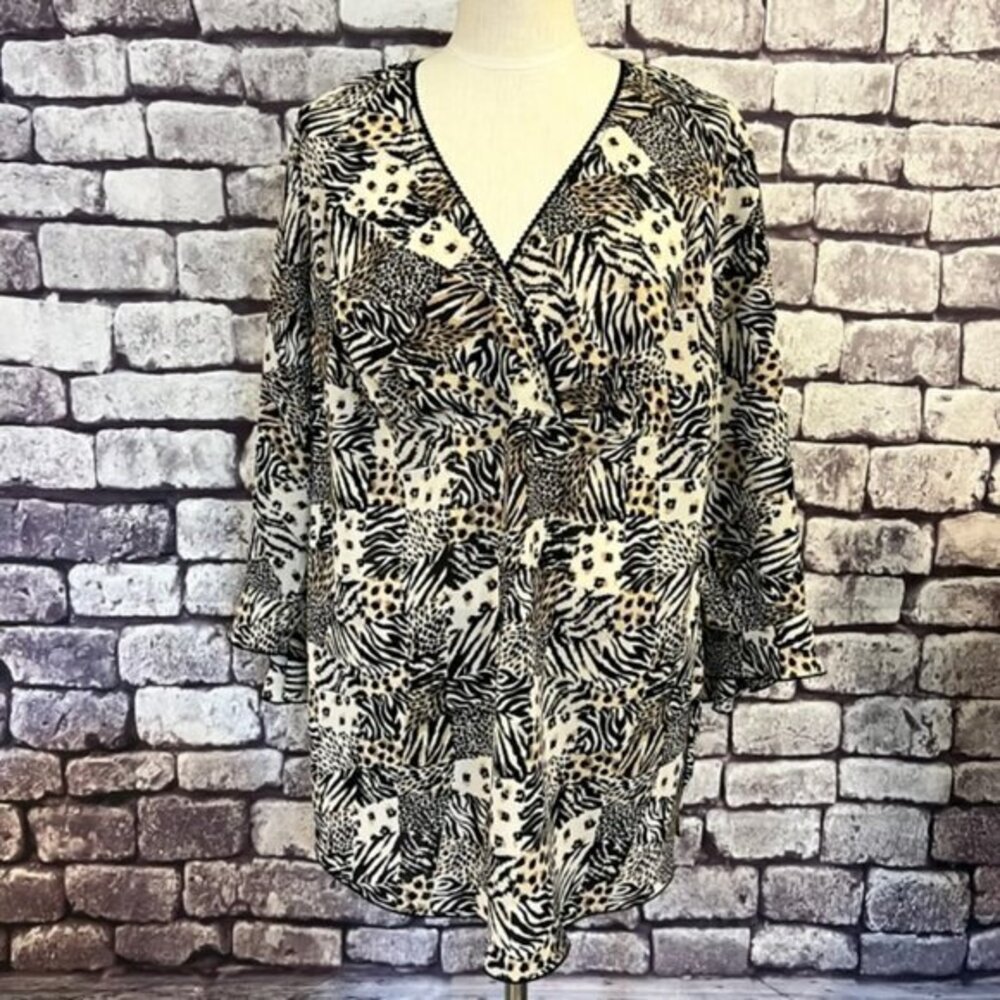 Studio C Wrap Style 3/4 Bell Sleeve Blouse Size 18/20